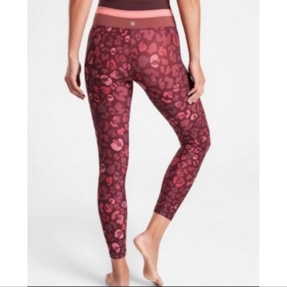 Athleta Elation 7/8 Tight Maroon Leopard Print XS - Picture 2 of 6